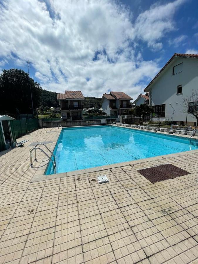 Chalet En Urbanizacion Con Piscina Argoños Eksteriør bilde